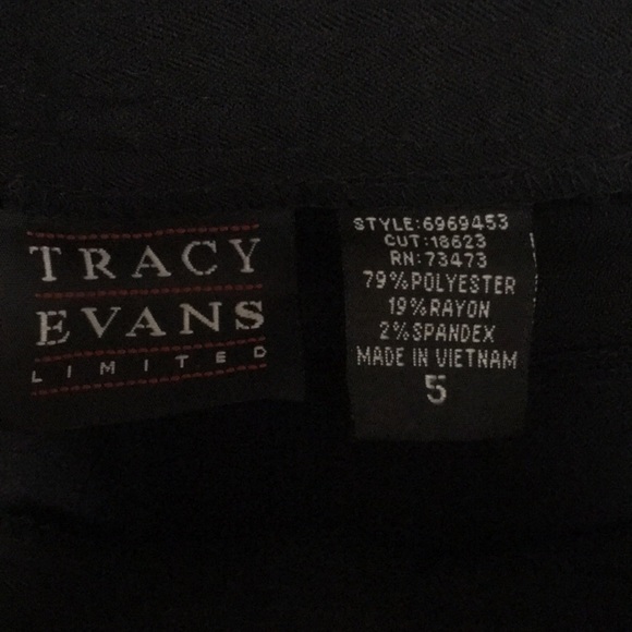 Tracy Evans Limited black crop pants, size 5 - Picture 3 of 7